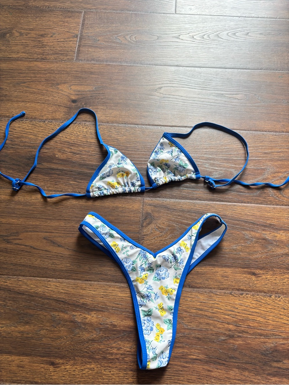 SHEIN White Floral Yellow Accent Blue-Trim Bikini Set